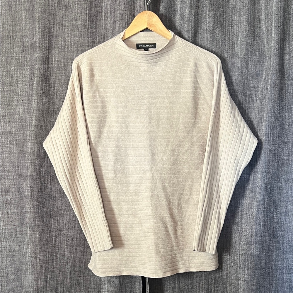 Banana republic stripe ribbed mock neck sweater size medium beige tan